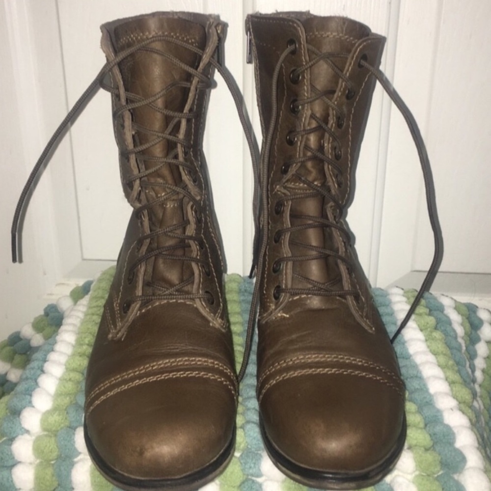 Leather - chic boots! Size 8.5